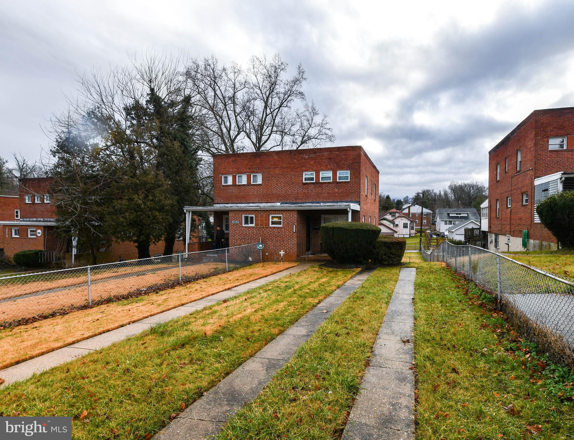 GLEN OAKS - Residential