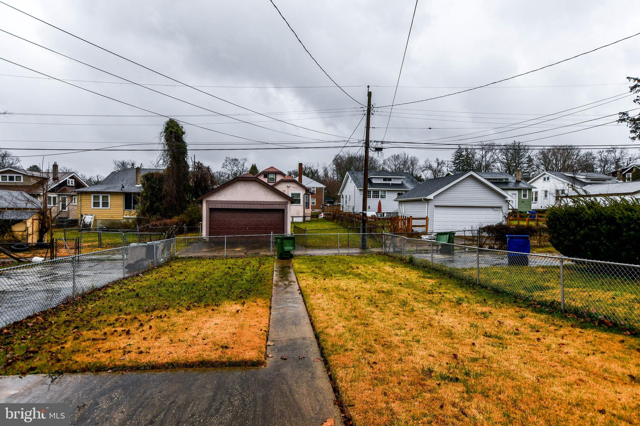 GLEN OAKS - Residential