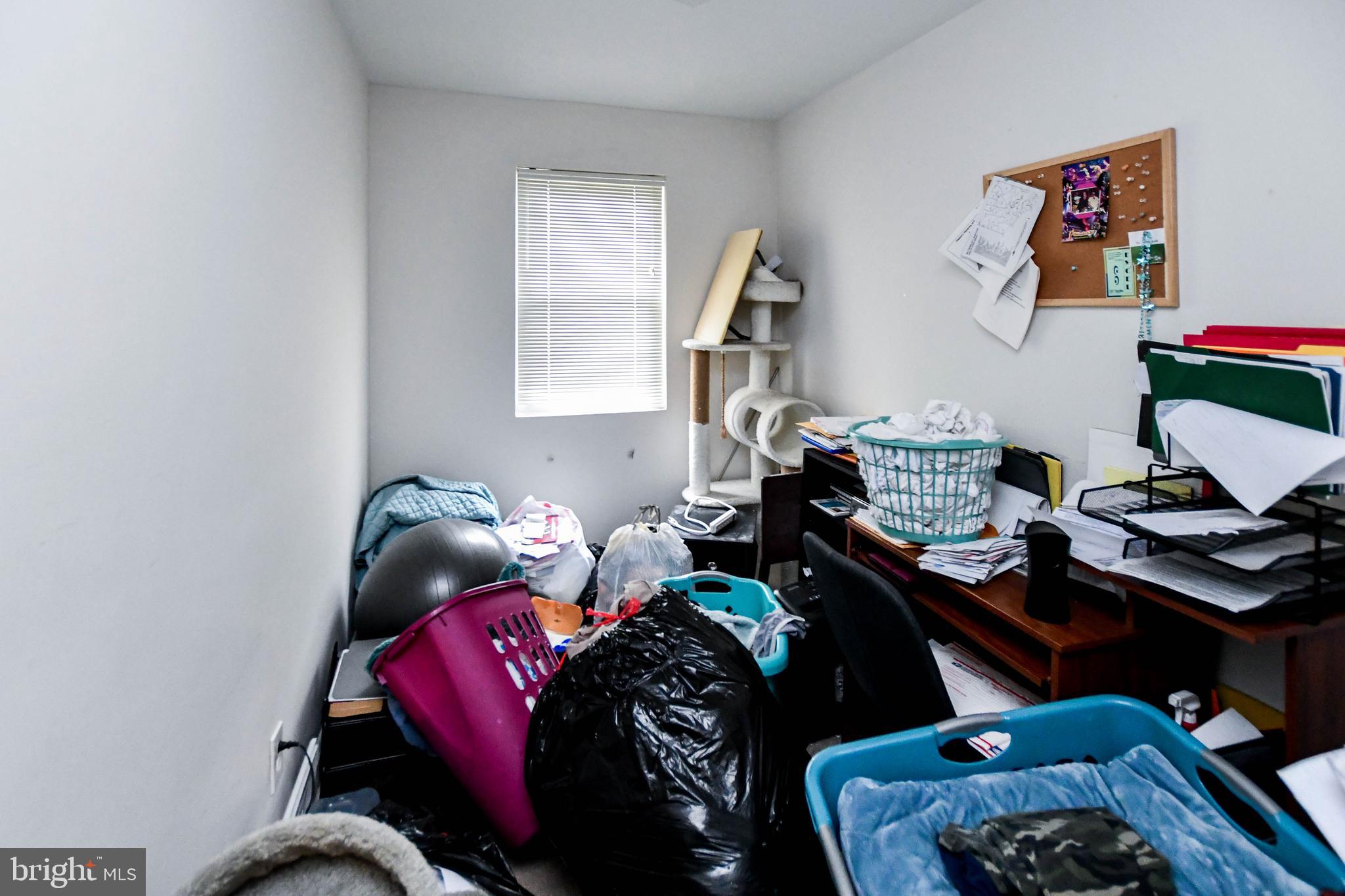 GLEN OAKS - Residential