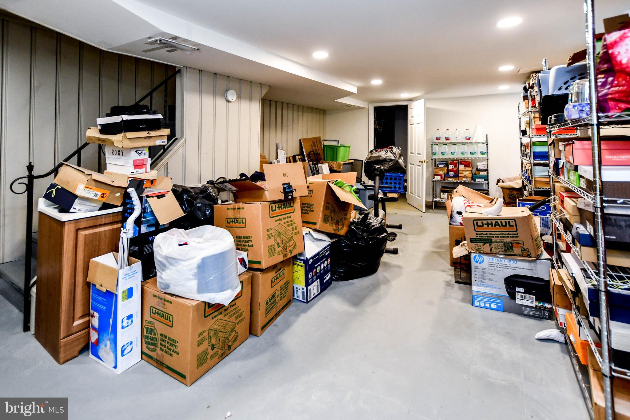 GLEN OAKS - Residential