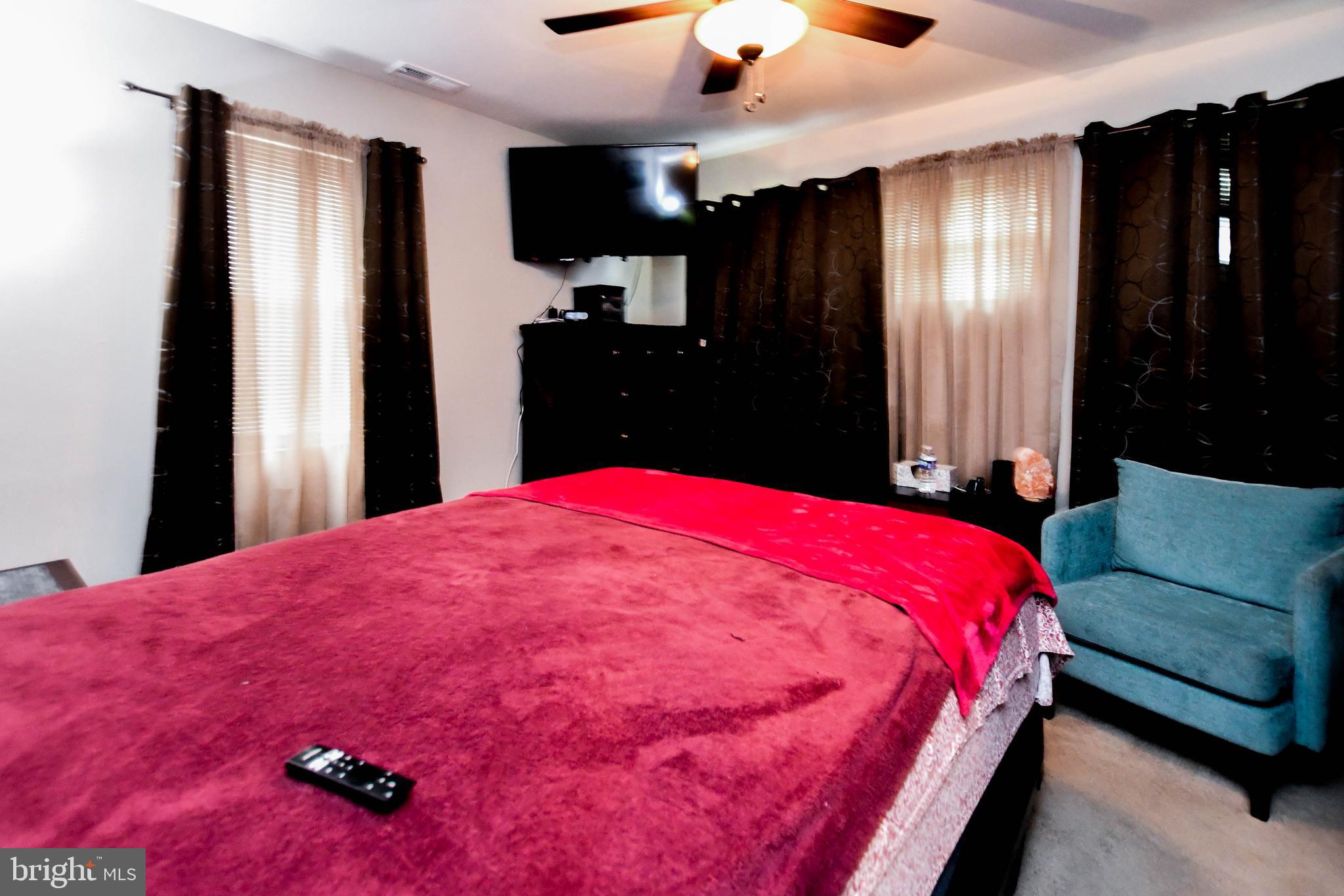 GLEN OAKS - Residential