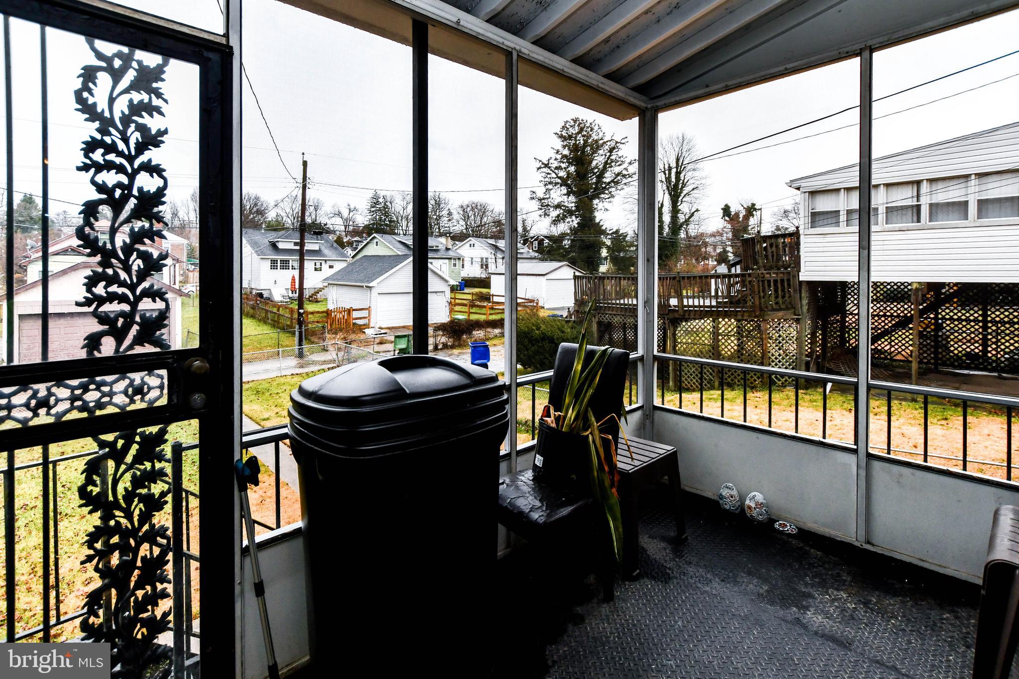 GLEN OAKS - Residential