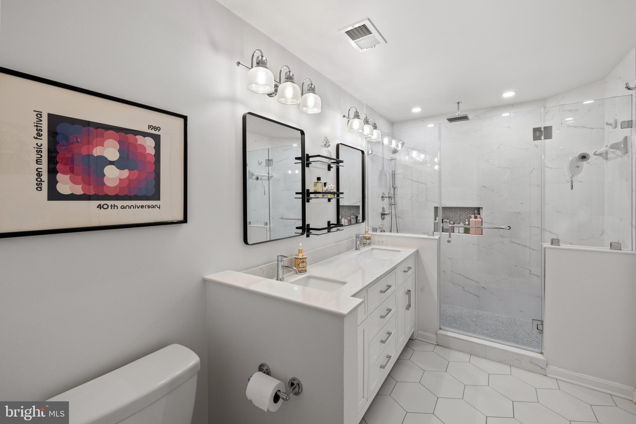 CAMERON STATION - Residential