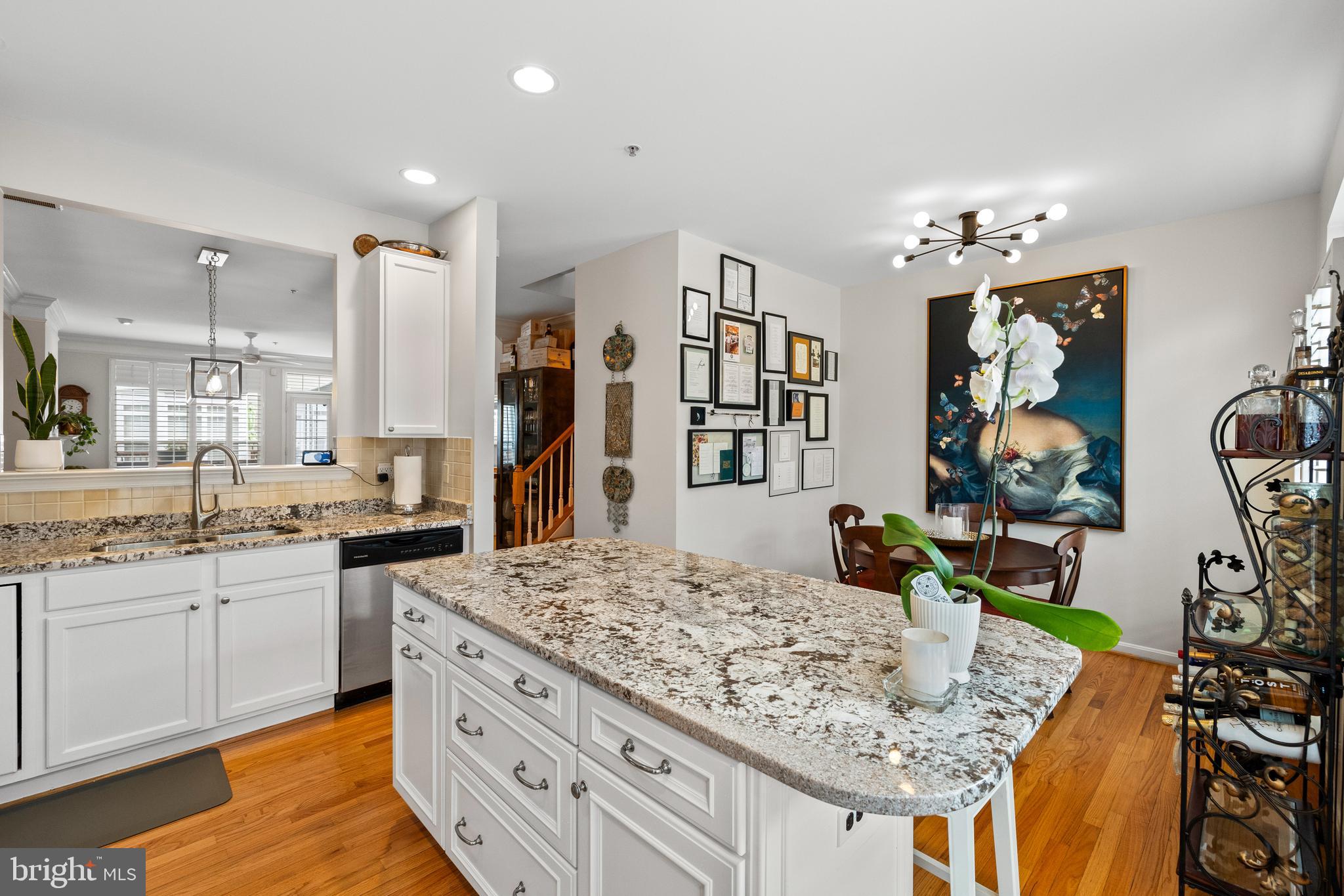 CAMERON STATION - Residential