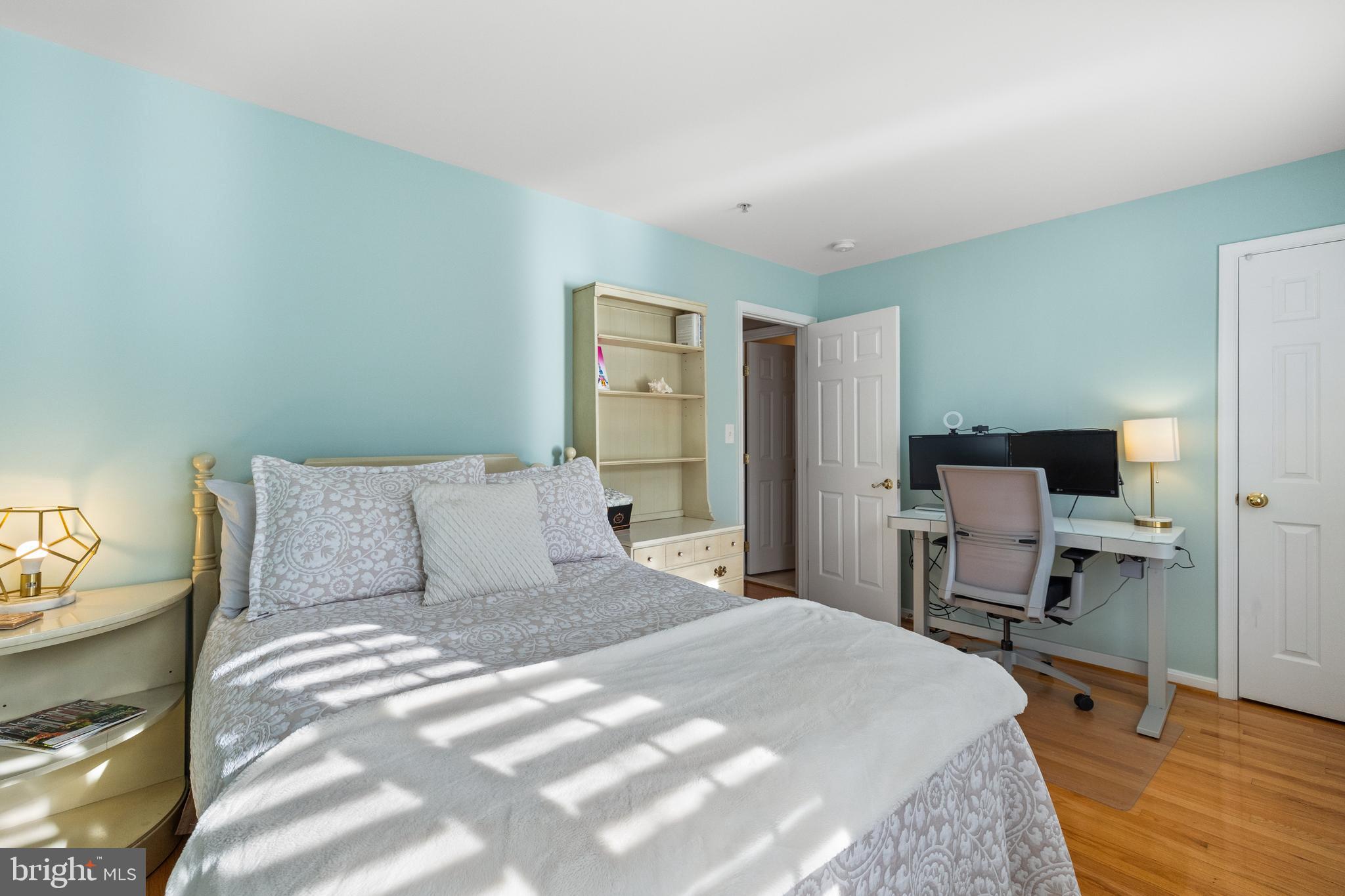 CAMERON STATION - Residential