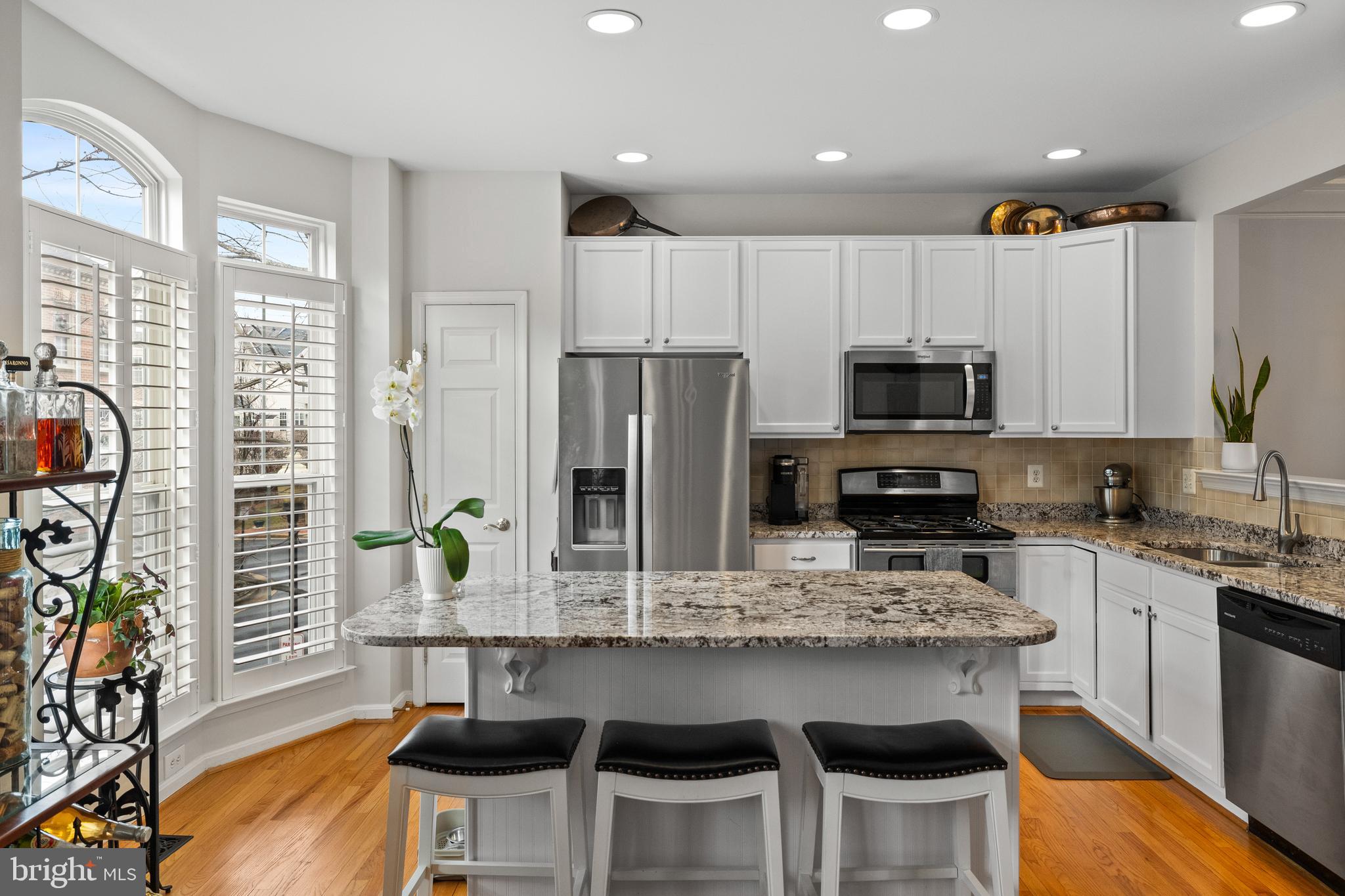 CAMERON STATION - Residential