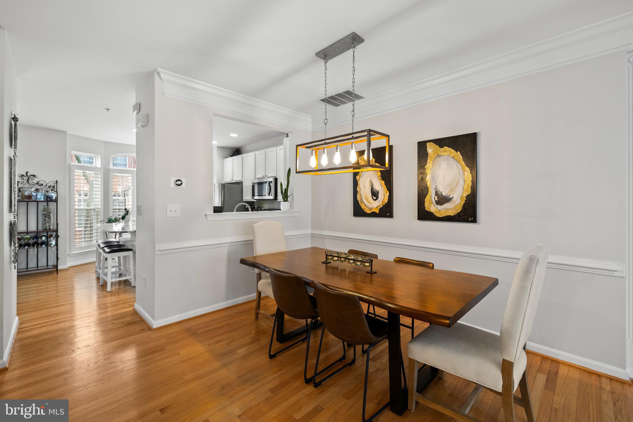 CAMERON STATION - Residential