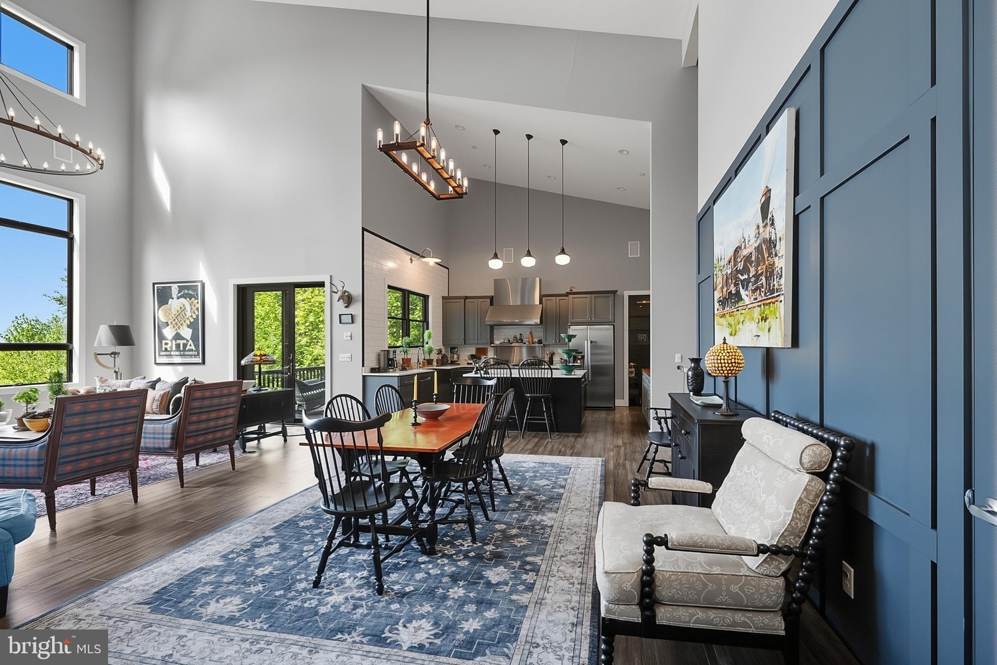 BACKBONE RIDGE - Residential