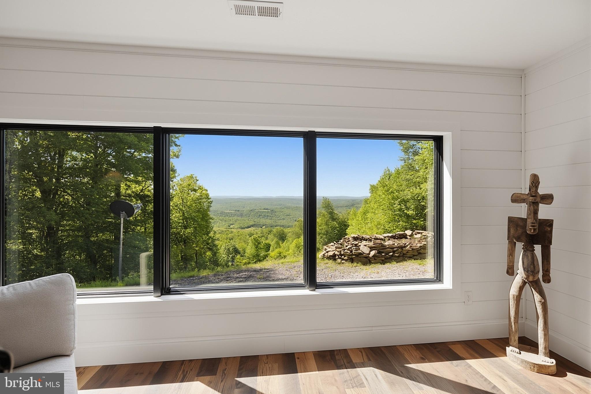 BACKBONE RIDGE - Residential
