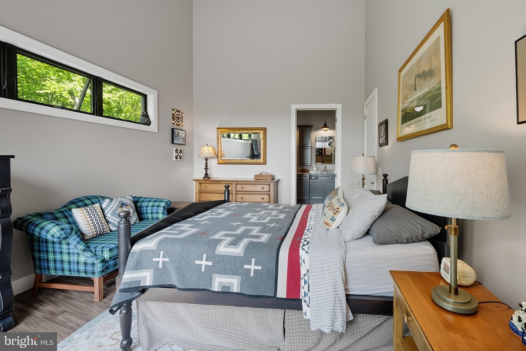 BACKBONE RIDGE - Residential