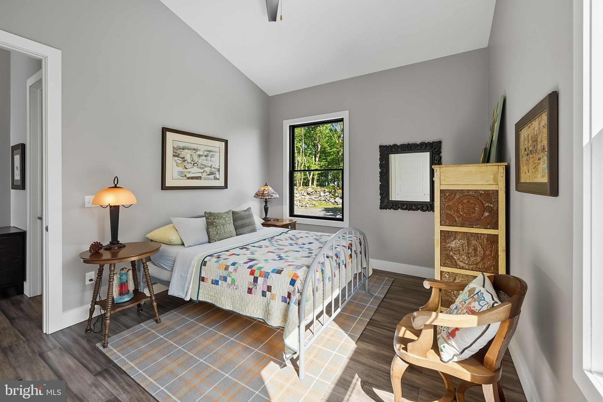 BACKBONE RIDGE - Residential