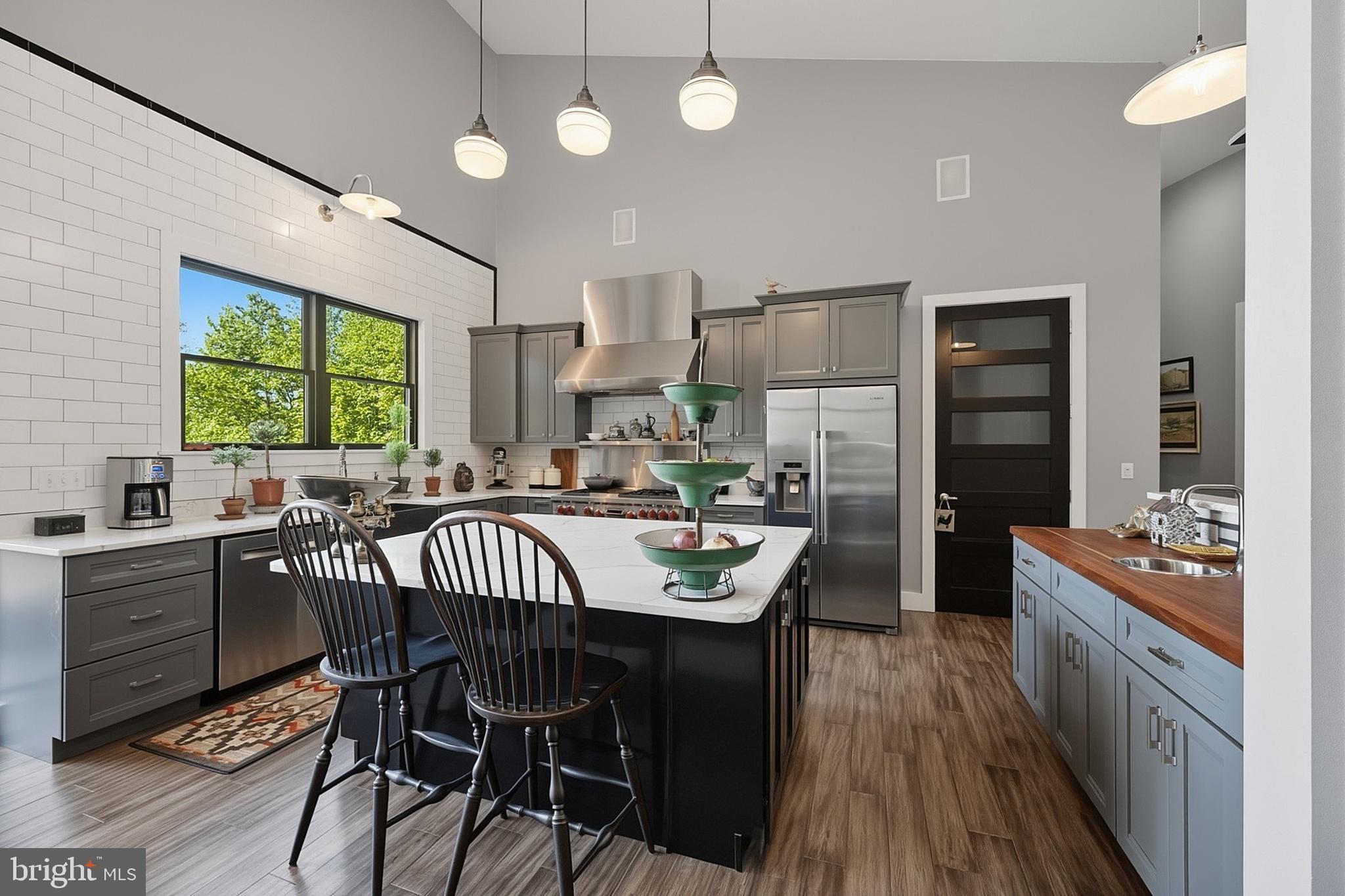 BACKBONE RIDGE - Residential