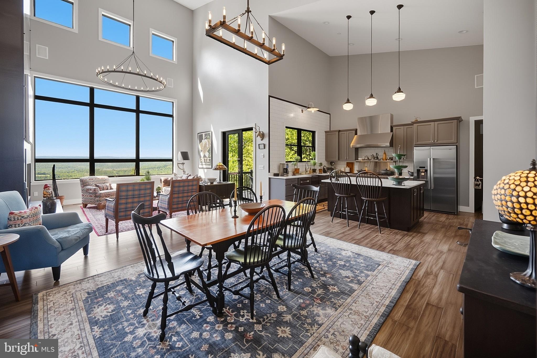 BACKBONE RIDGE - Residential