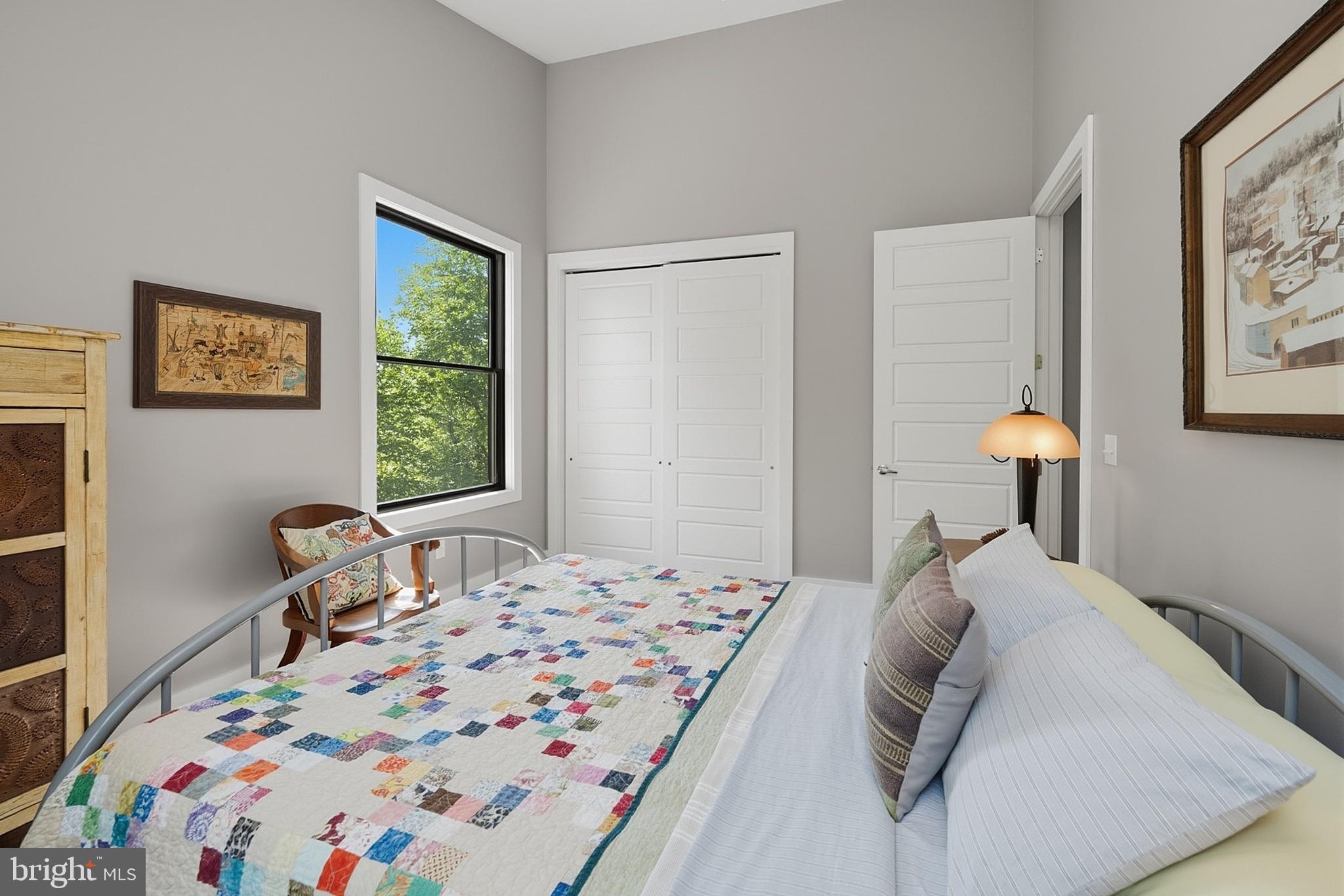 BACKBONE RIDGE - Residential