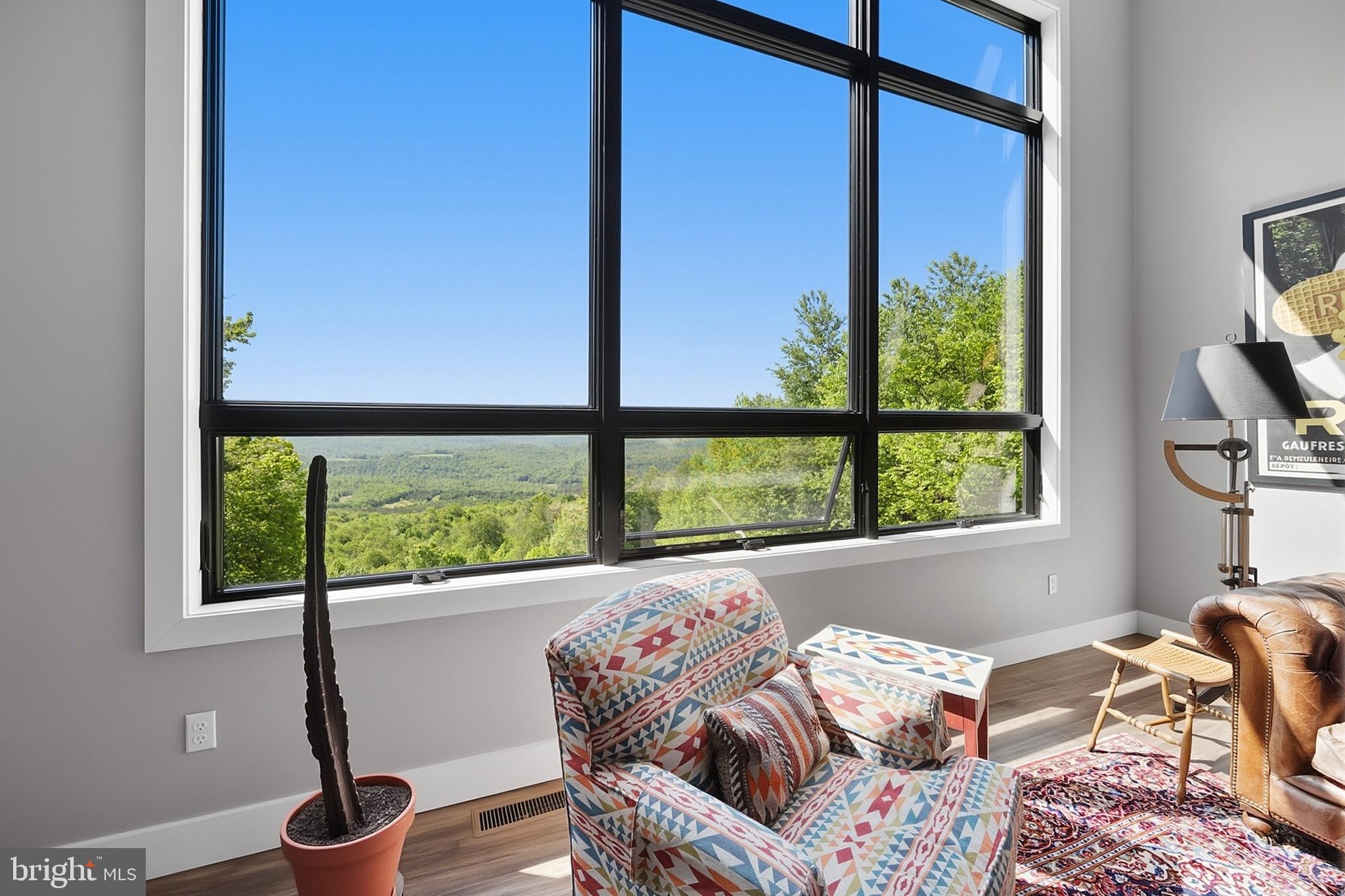 BACKBONE RIDGE - Residential
