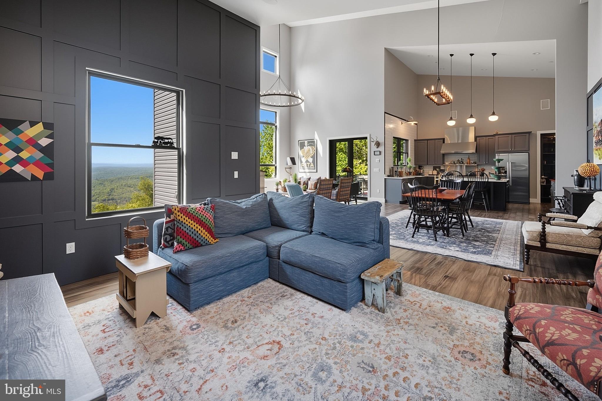 BACKBONE RIDGE - Residential