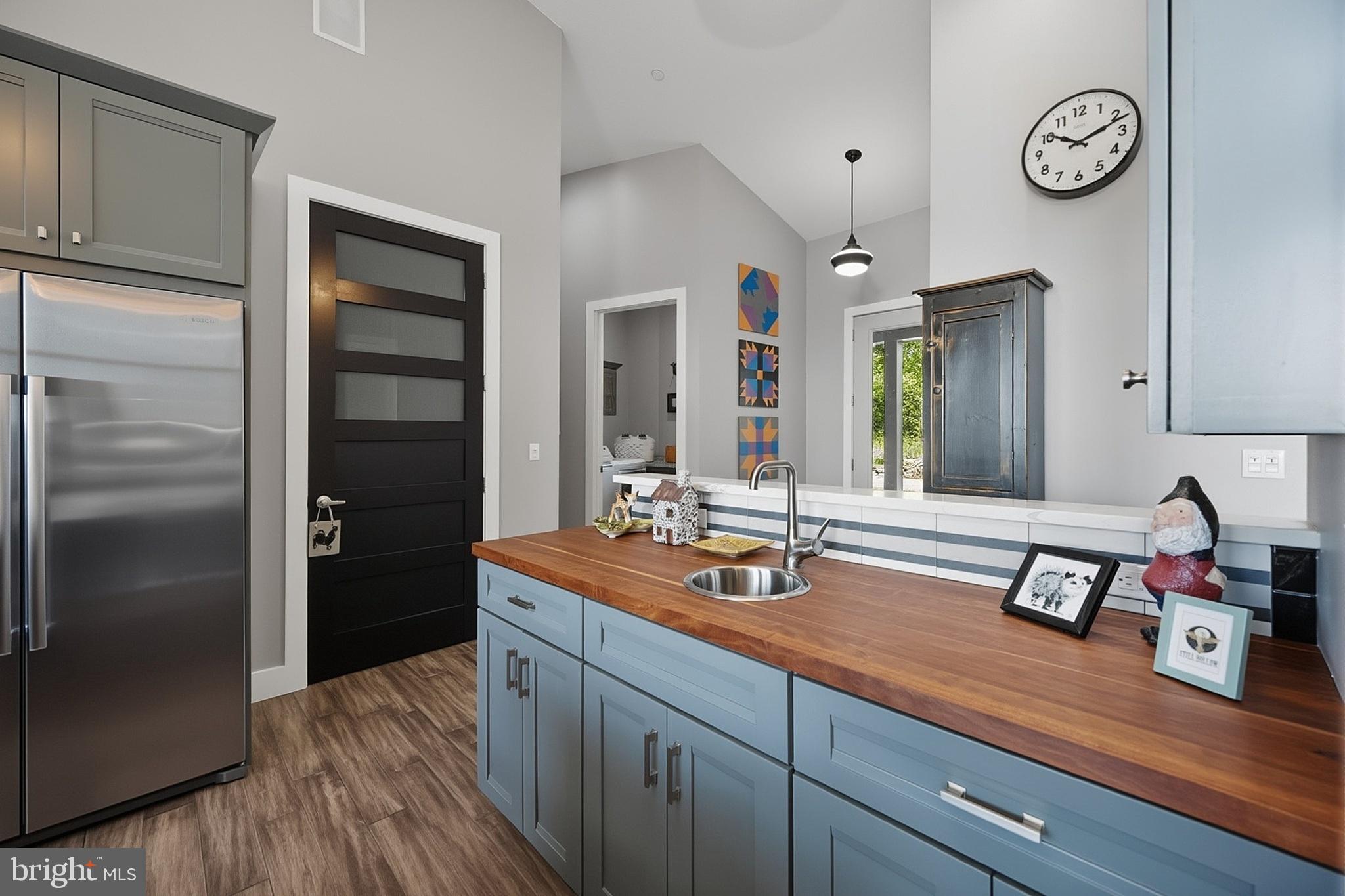 BACKBONE RIDGE - Residential