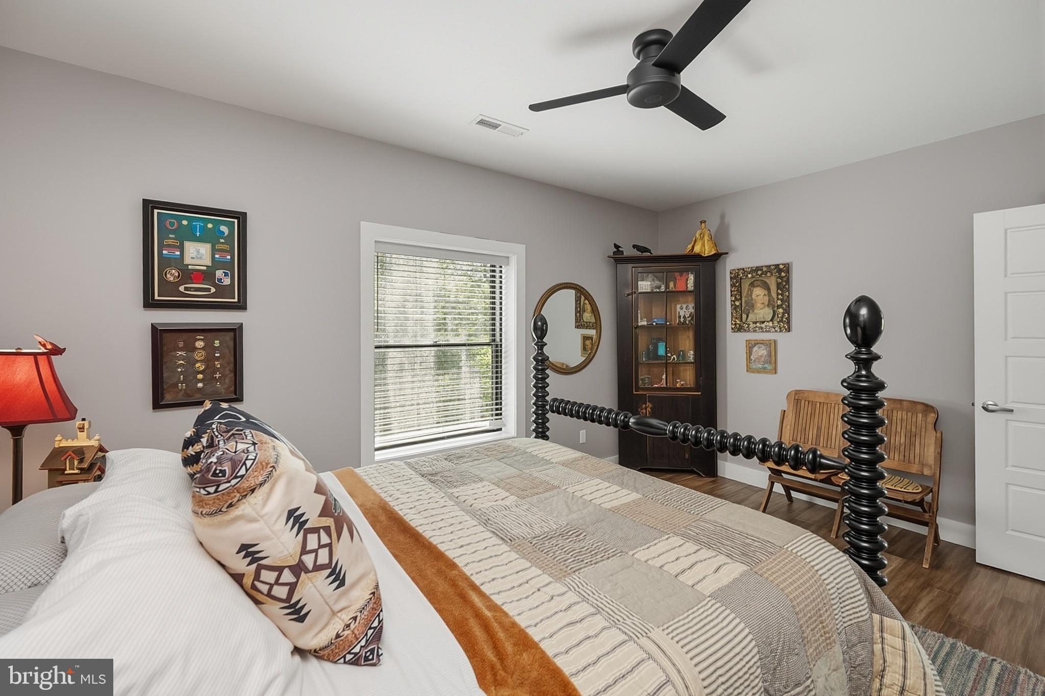 BACKBONE RIDGE - Residential