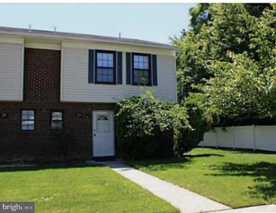 North Brunswick, New Jersey 08902, United States, 3 Bedrooms Bedrooms, ,3 BathroomsBathrooms,Residential,Active,173112