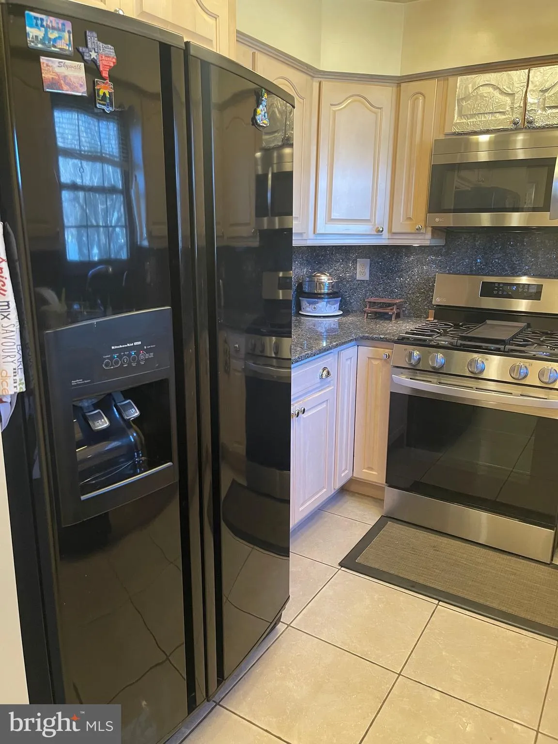 North Brunswick, New Jersey 08902, United States, 3 Bedrooms Bedrooms, ,3 BathroomsBathrooms,Residential,Active,173112