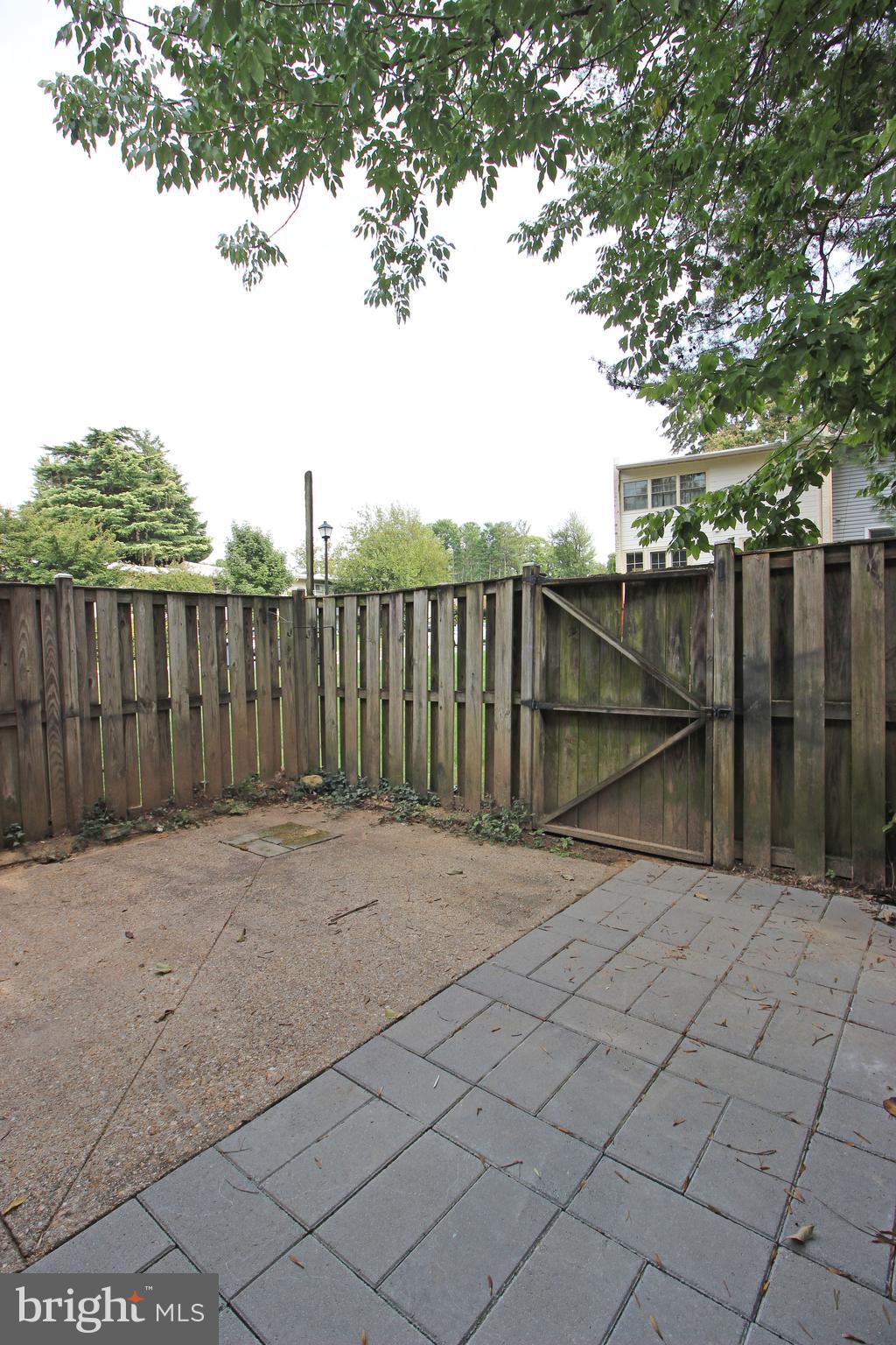 FAIRFAX HERITAGE - Residential