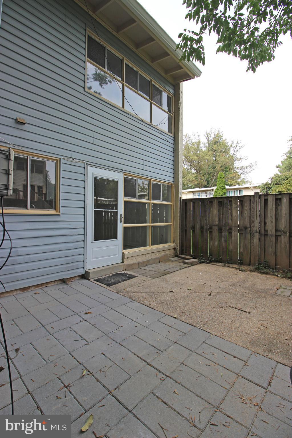 FAIRFAX HERITAGE - Residential