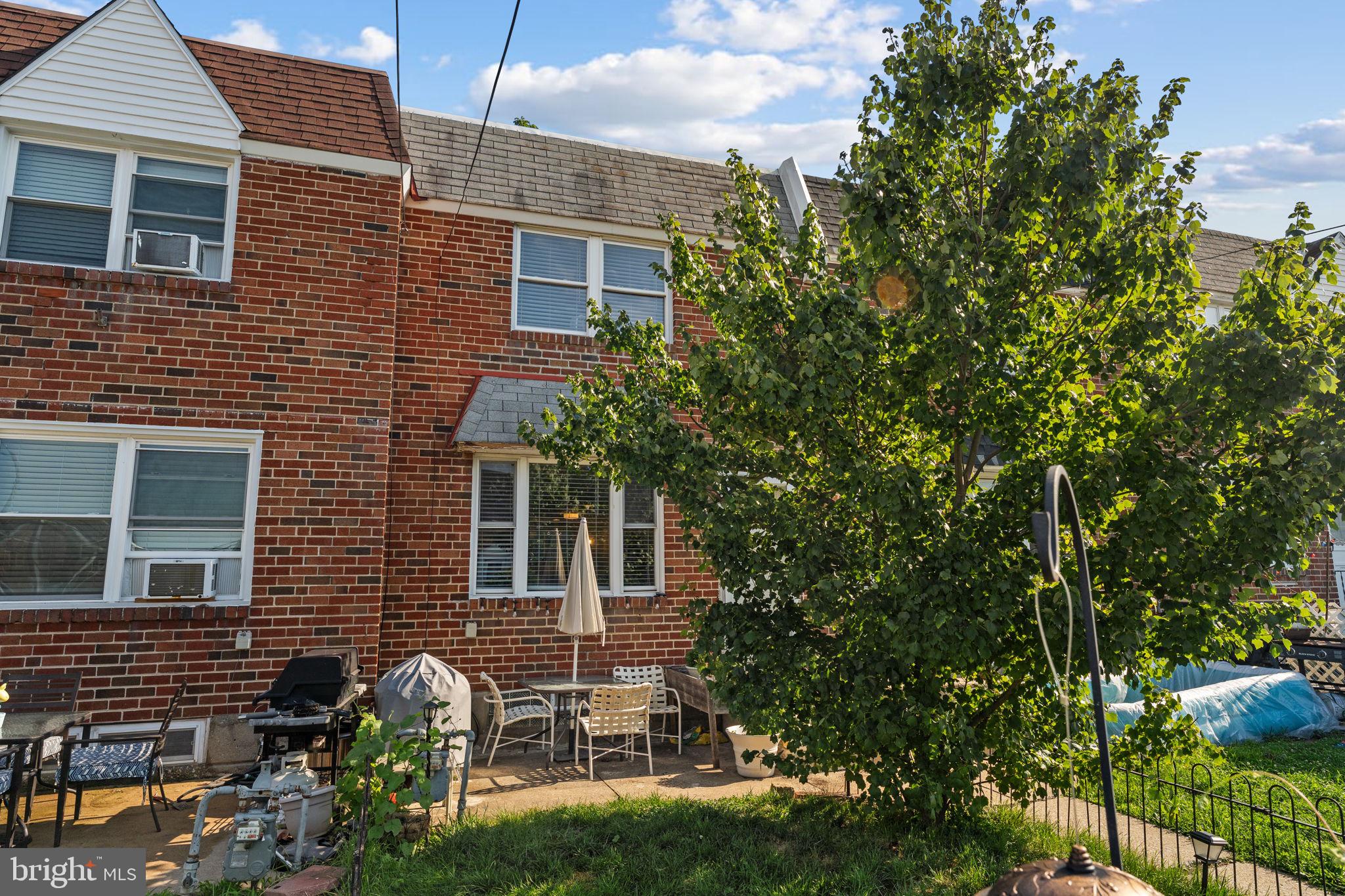 205 SOUTHERN AVENUE