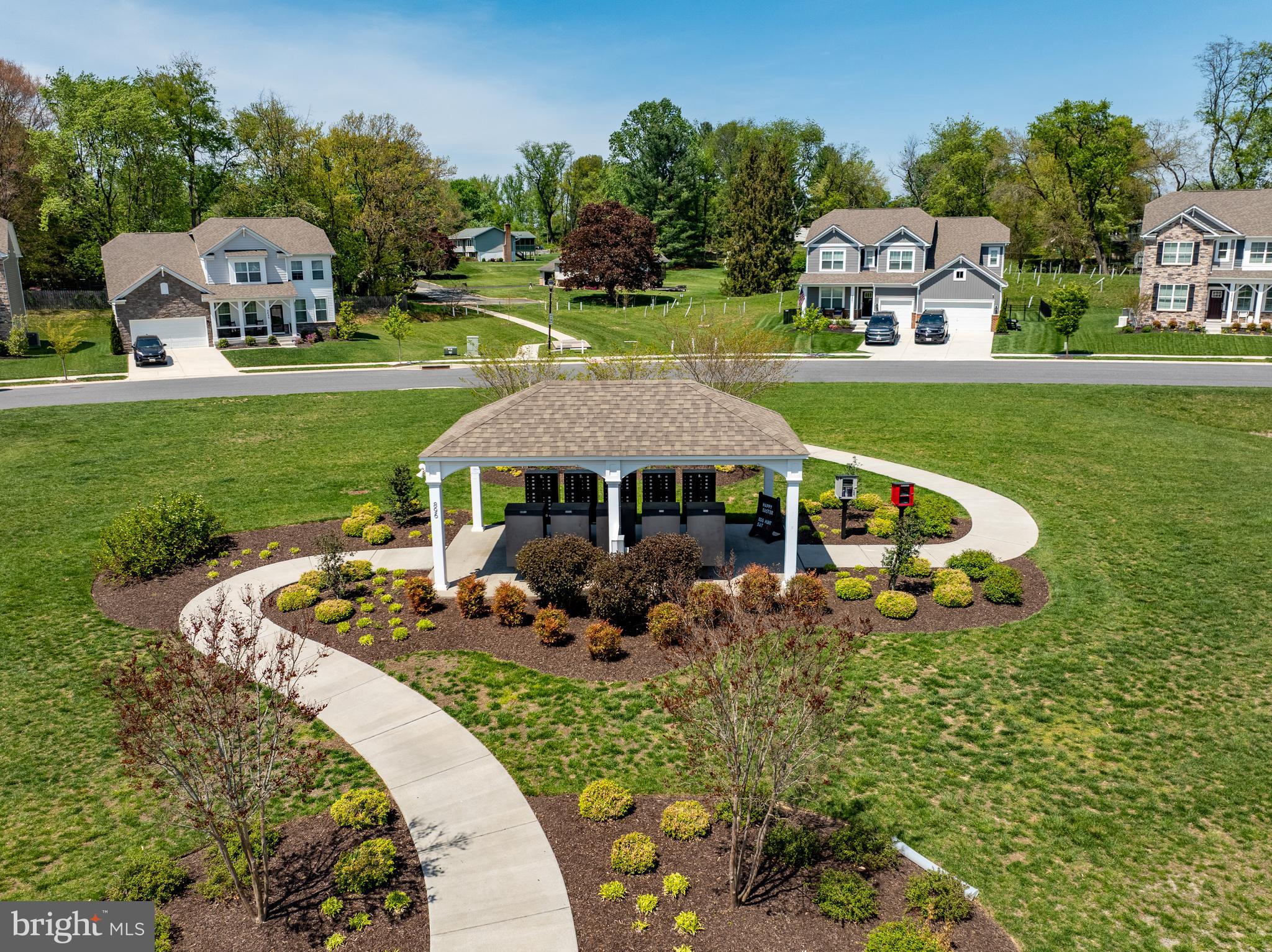 MONARCH GLEN - Residential