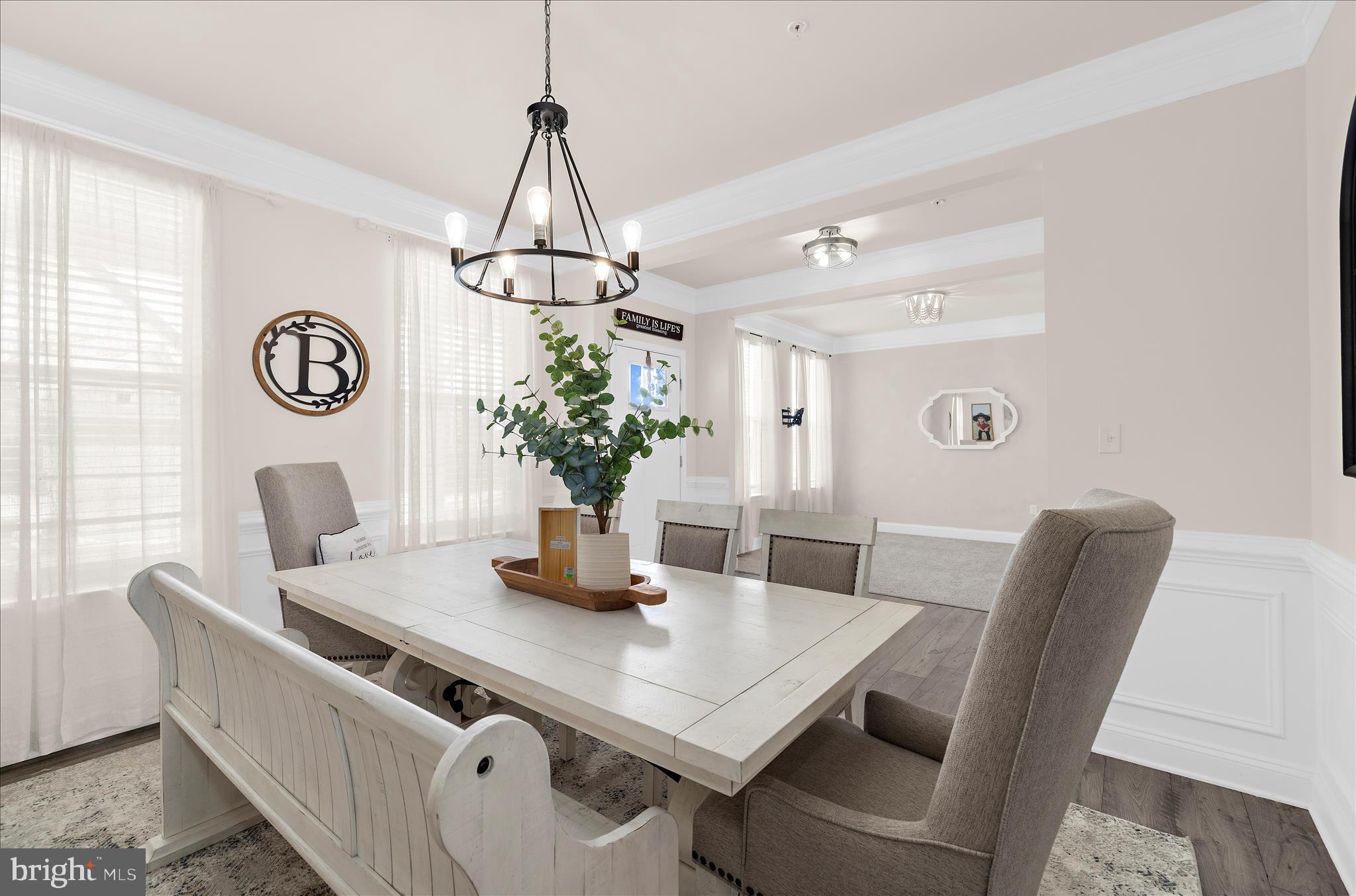 MONARCH GLEN - Residential