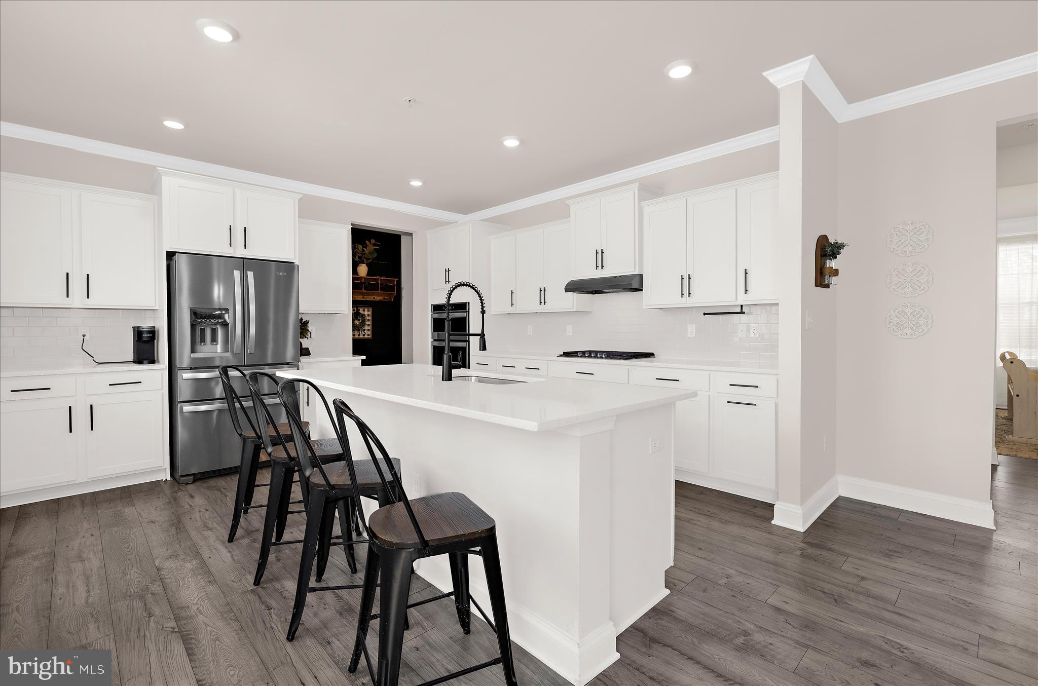 MONARCH GLEN - Residential