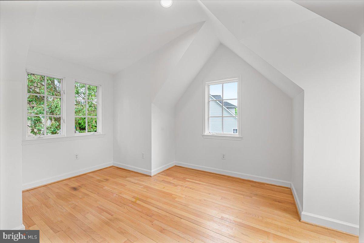 PARKWOOD - Residential