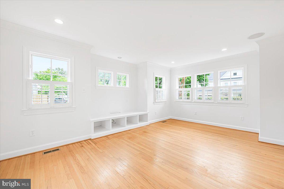 PARKWOOD - Residential
