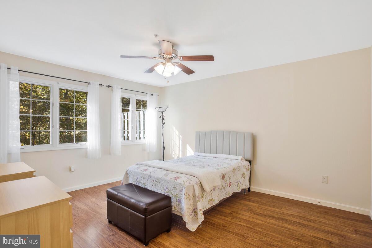 WESTLAKE - Residential