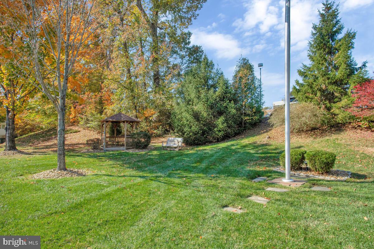 WESTLAKE - Residential