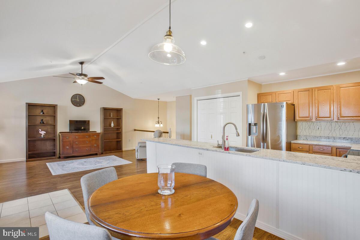 WESTLAKE - Residential