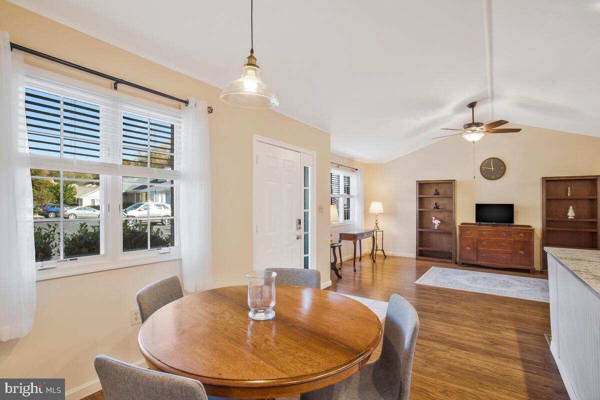 WESTLAKE - Residential