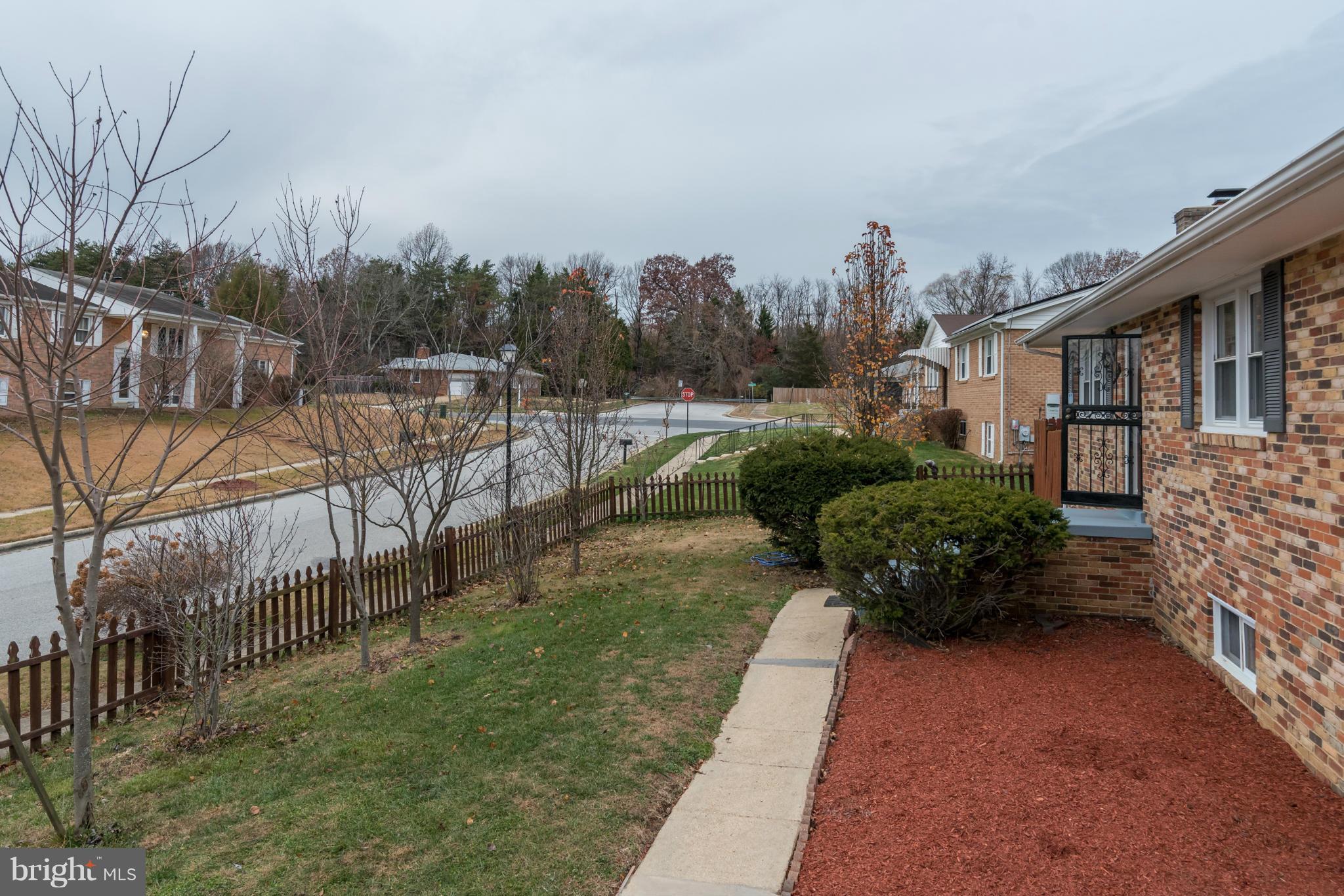 CHRIS MAR MANOR - Residential