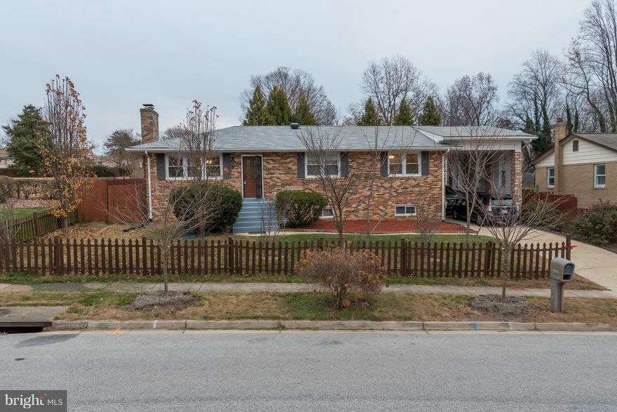 SUPERIOR VALUE!! Beautifully Renovated SPACIOUS Rambler on a Quiet St. Gleaming Hardwood Floors, Eat In Kitchen w Granite Counter Tops, Ceramic Tile, Stainless Steel Appliances, Washer, Front Loading Dryer, Spacious Bedrooms. FULL Kitchen in Basement, w 2 LARGE BONUS ROOMS! Perfect in-law Suite! Huge Deck! NEW Roof! NEW Hot Water Heater! NEW Sump Pump! Over 2400 Sqft! HOME WARRANTY INCLUDED!