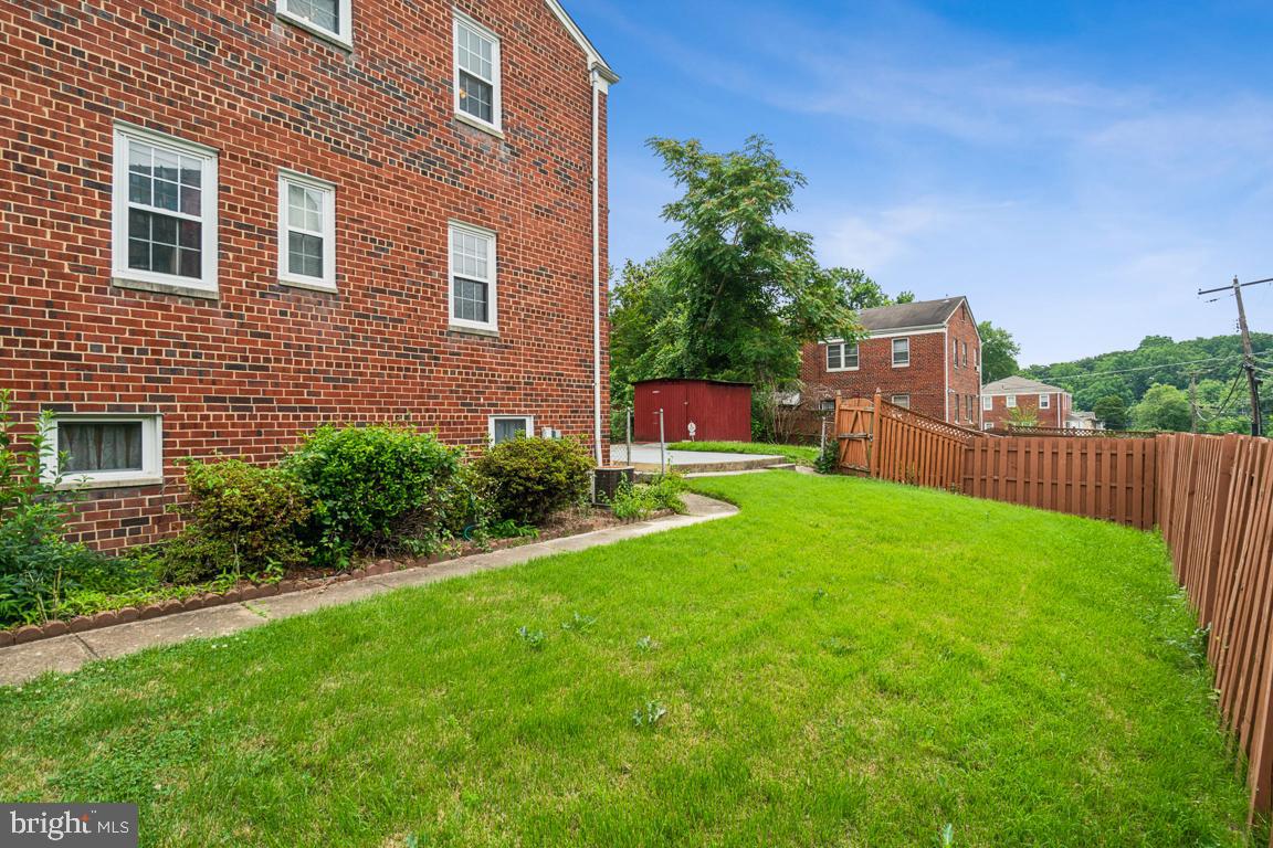 MARLOW HEIGHTS - Residential