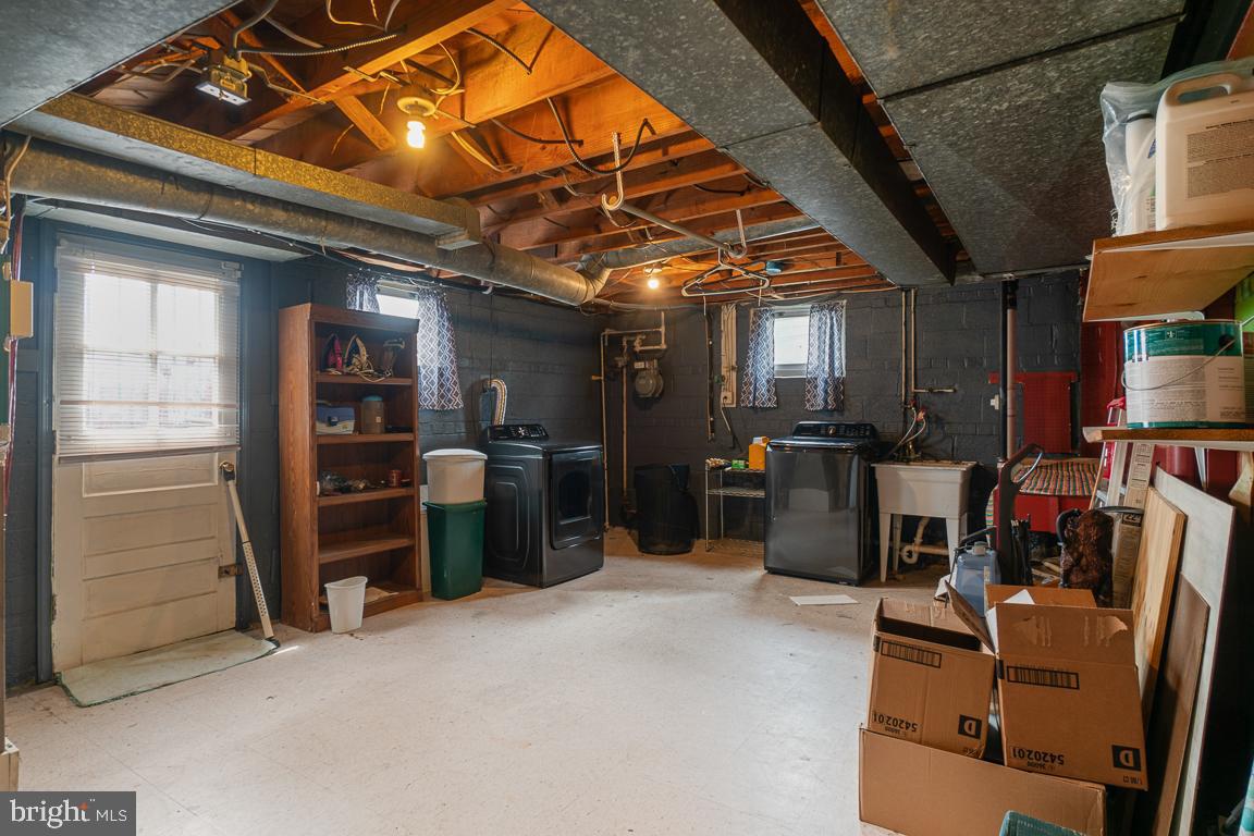 MARLOW HEIGHTS - Residential