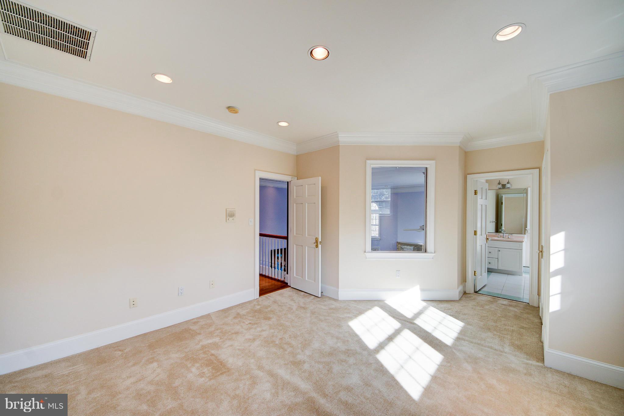 SENECA GREEN - Residential