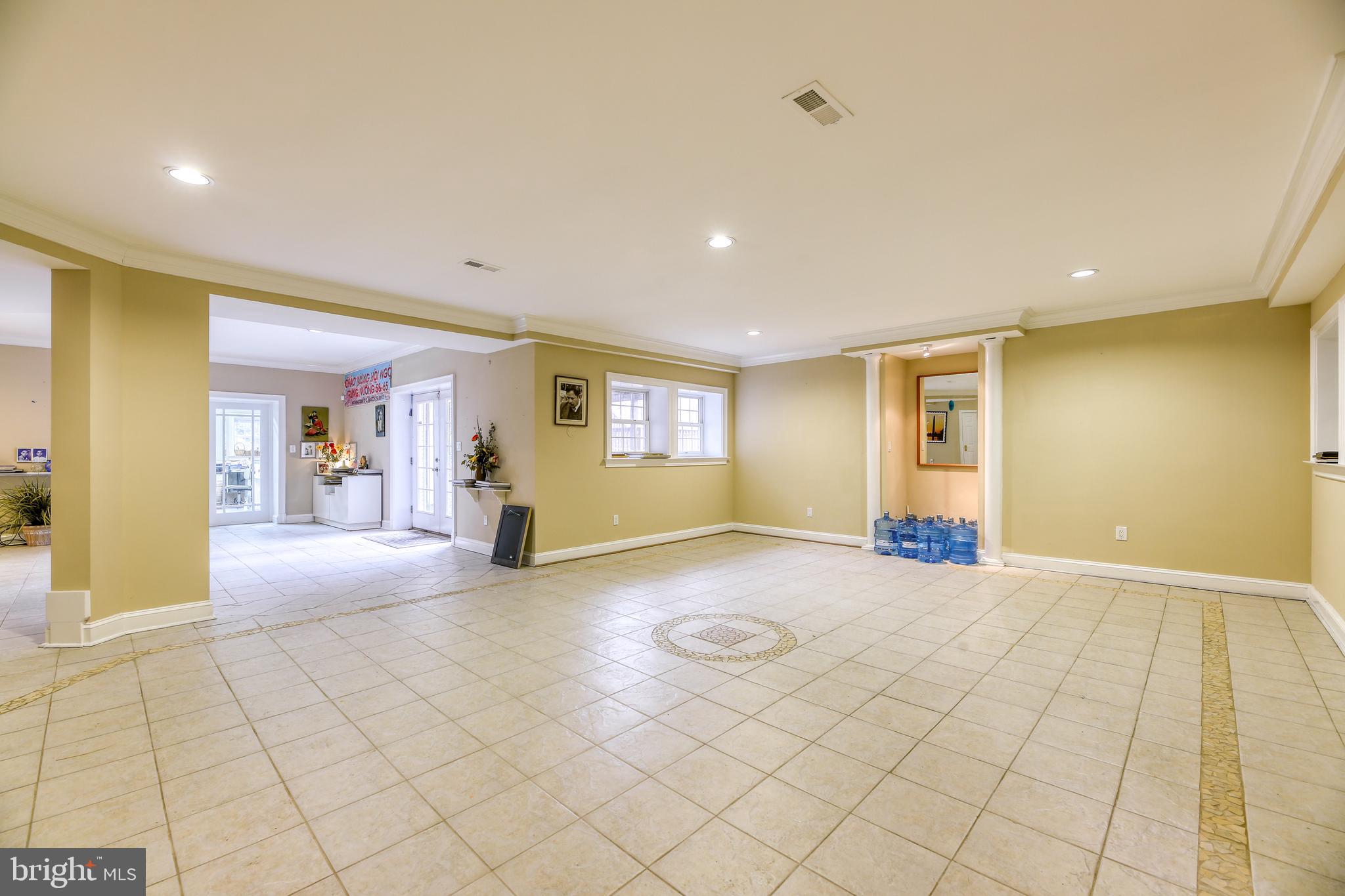 SENECA GREEN - Residential