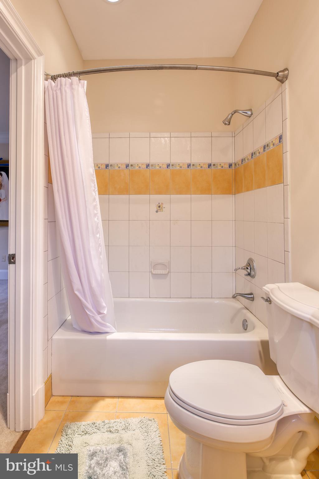 SENECA GREEN - Residential