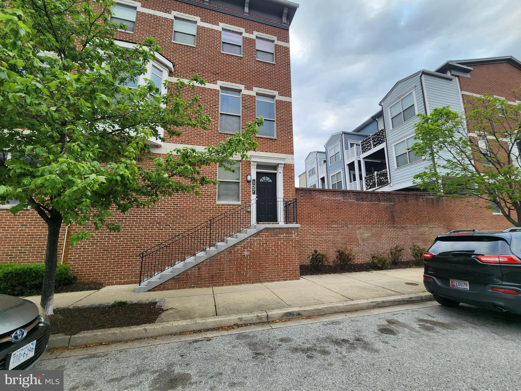 127 ALBEMARLE STREET 36
