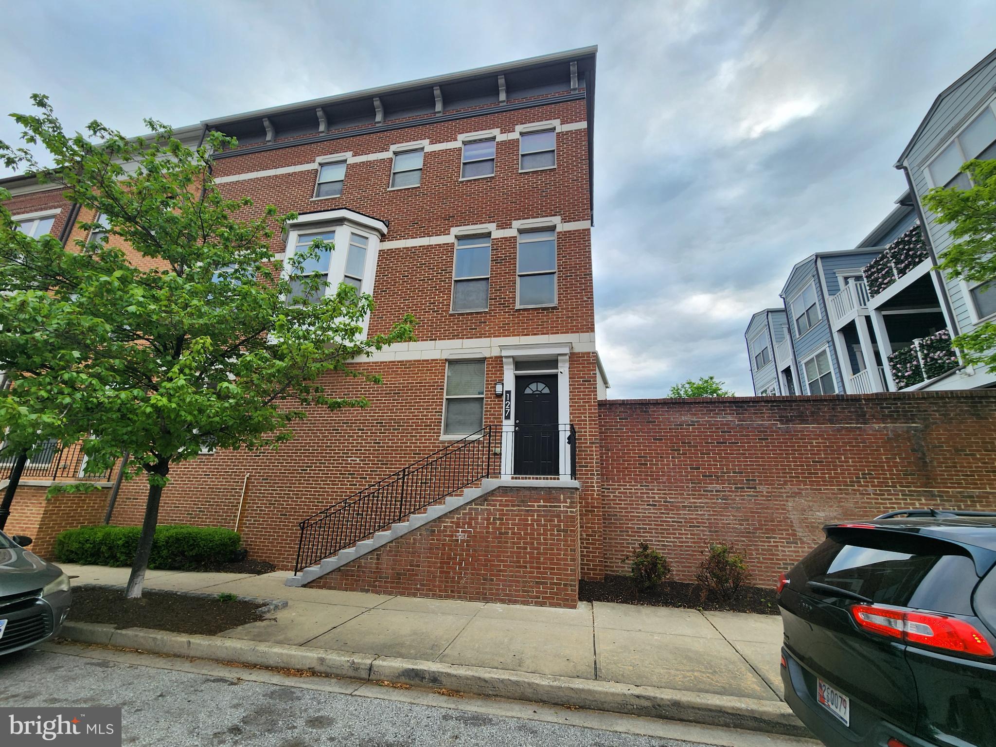 127 ALBEMARLE STREET 36