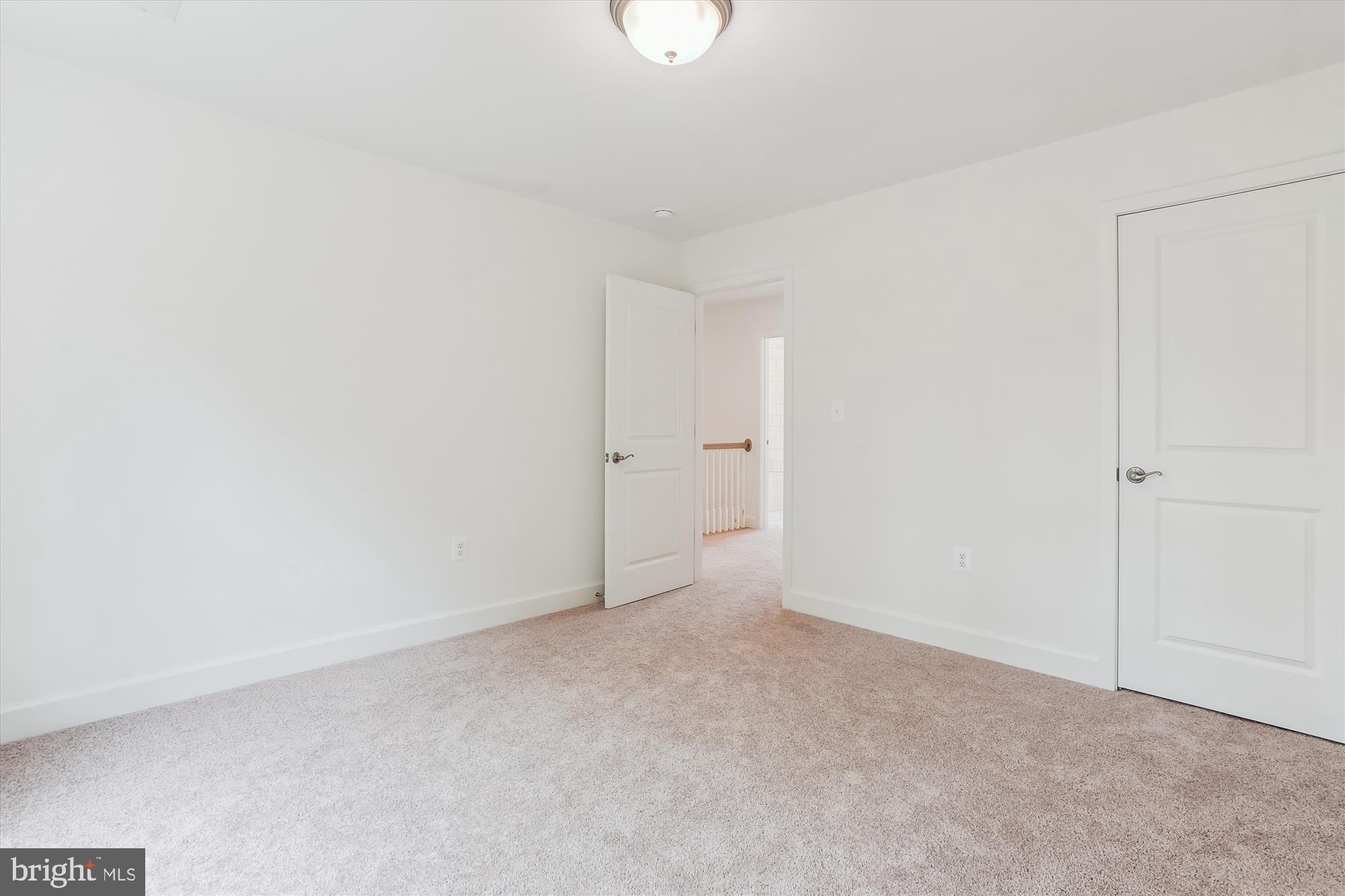 RILLHURST - Residential