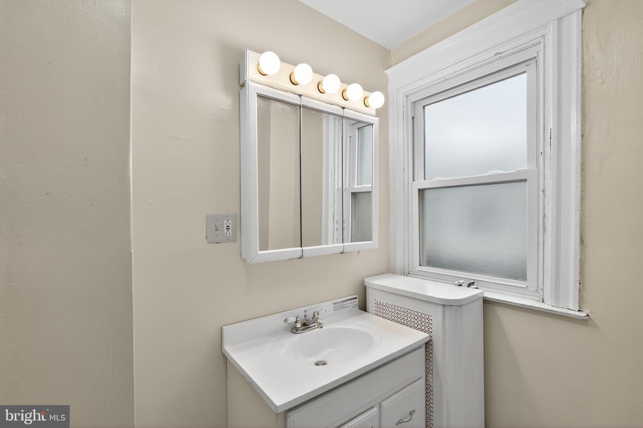 COBBS CREEK - Residential