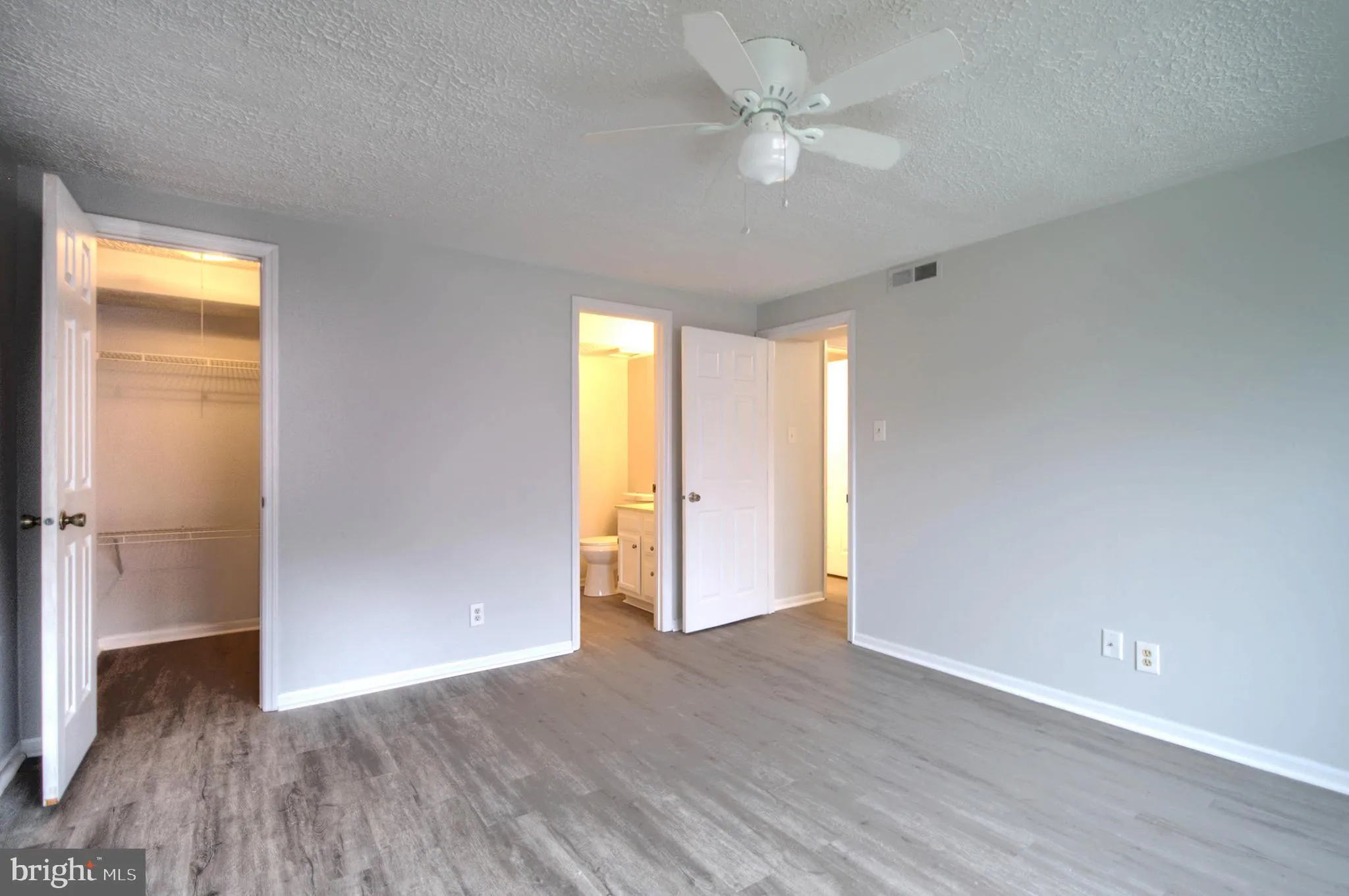 Sicklerville, New Jersey 08081, United States, 2 Bedrooms Bedrooms, ,2 BathroomsBathrooms,Residential,Pending,114325