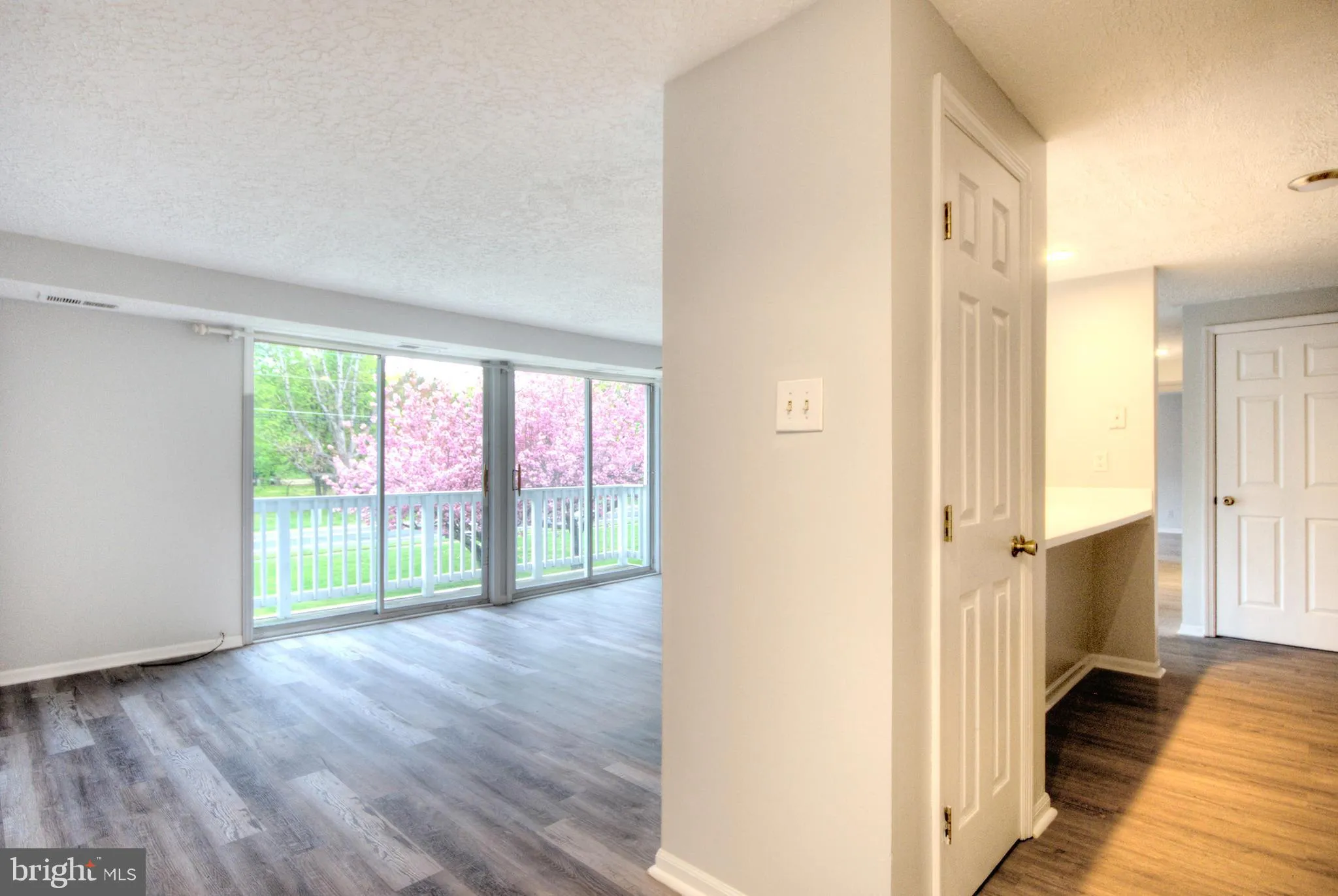 Sicklerville, New Jersey 08081, United States, 2 Bedrooms Bedrooms, ,2 BathroomsBathrooms,Residential,Pending,114325