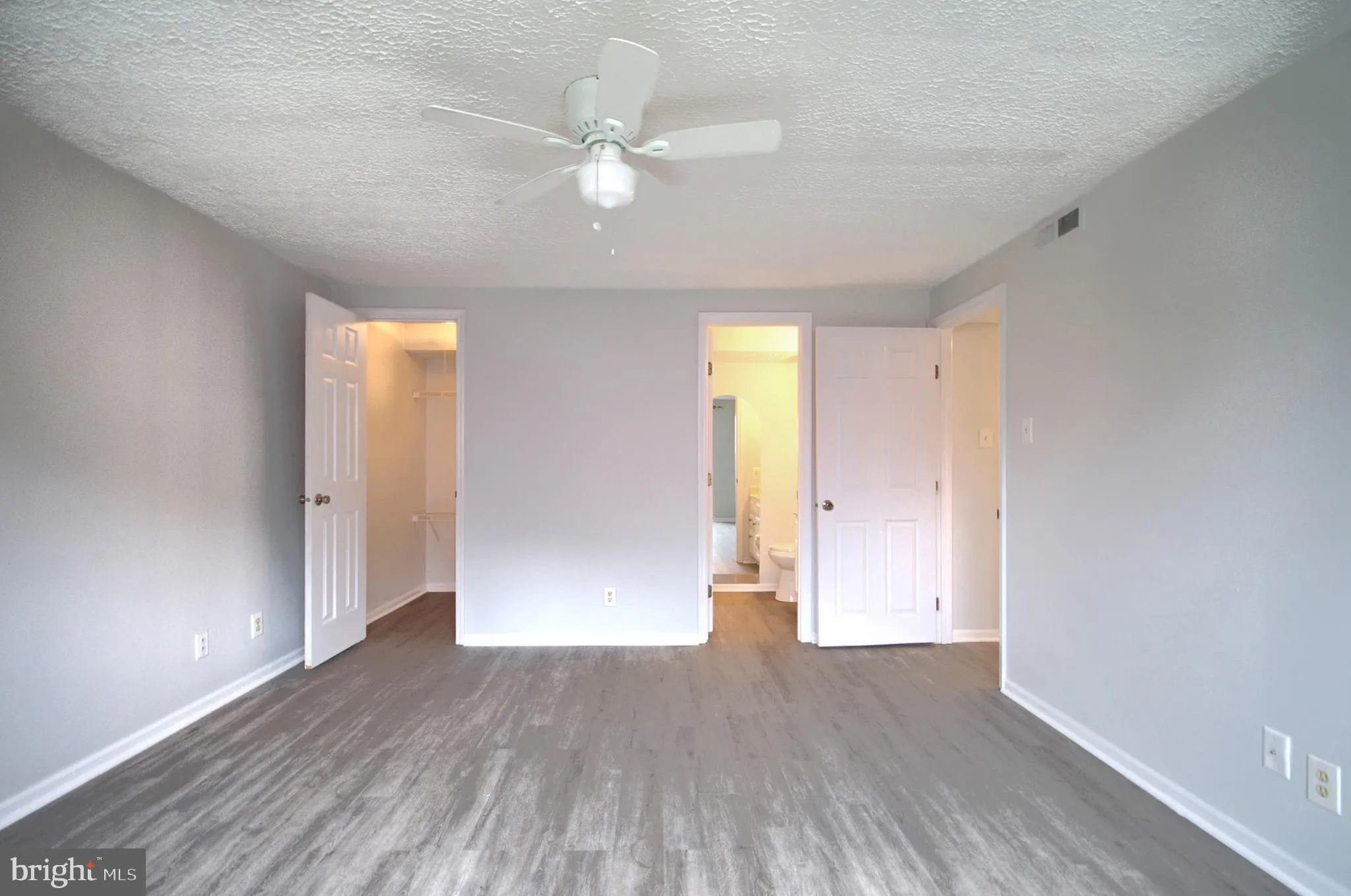 Sicklerville, New Jersey 08081, United States, 2 Bedrooms Bedrooms, ,2 BathroomsBathrooms,Residential,Pending,114325